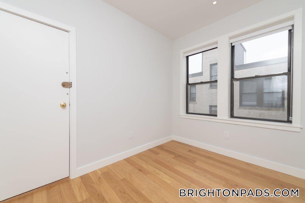 Building Photo - 12 Elko St