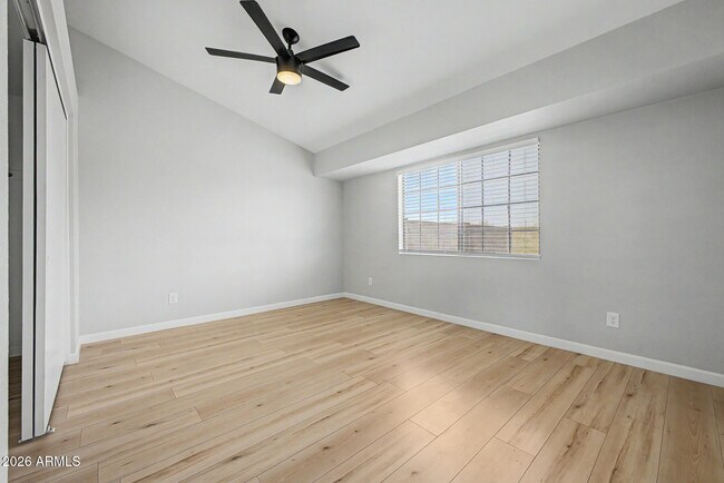 Building Photo - 908 W Ross Ave