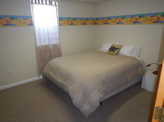 Building Photo - 35270 W Walker Rd