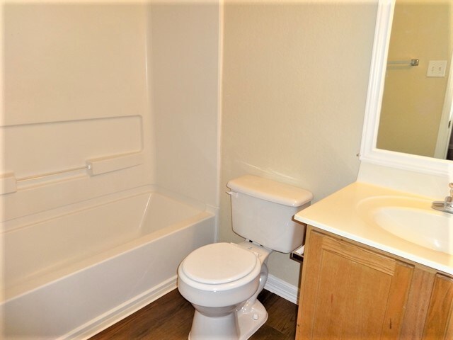 Building Photo - 9742 Liberty Grn