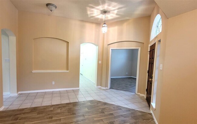Building Photo - 14914 Appaloosa Ave