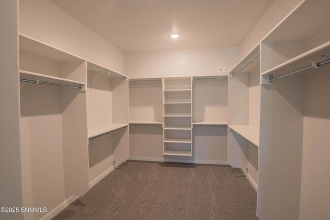 Building Photo - 5017 Sand Strm Rd