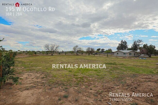 Building Photo - 3 ACRE Horse Property with 3bed 2 bath Hom...