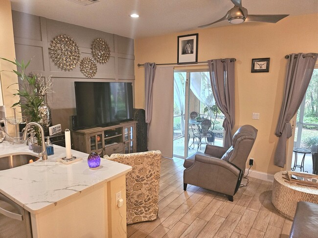 Building Photo - 8335 Mulligan Cir