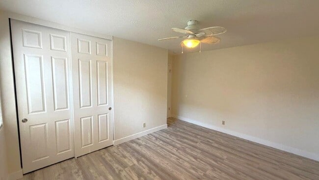 Building Photo - 554 Mt Dell Dr