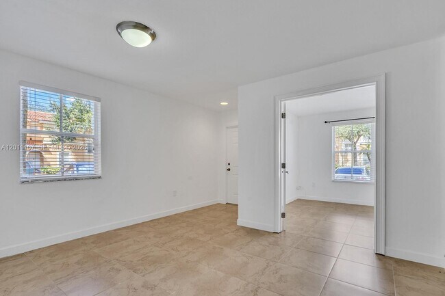 Building Photo - 12926 SW 30th St