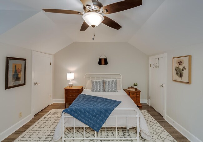 Building Photo - 612 Shelby St