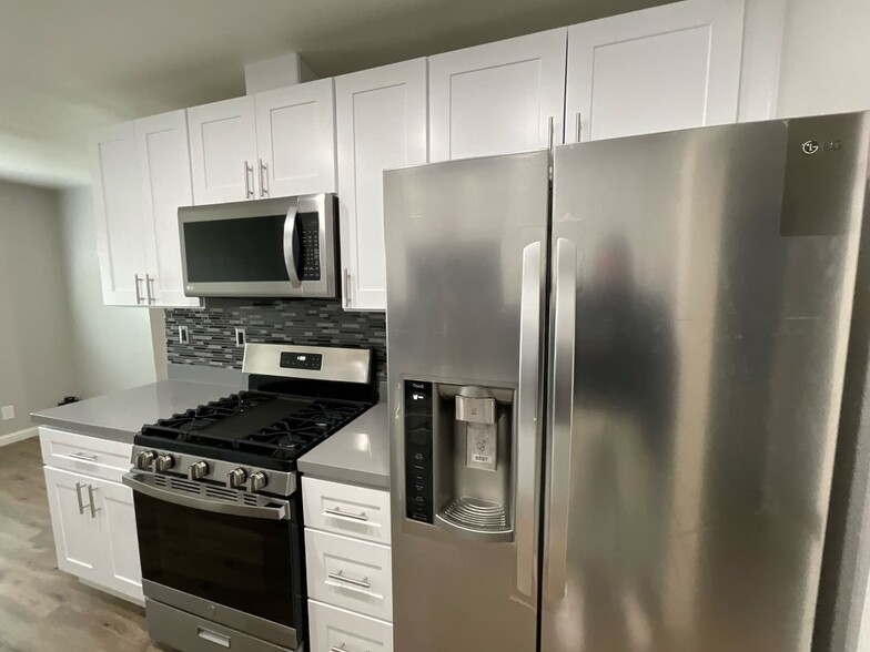 Kitchens - Arlington Apartments