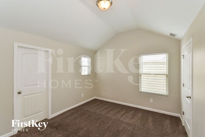 Building Photo - 584 Dasheill Ln