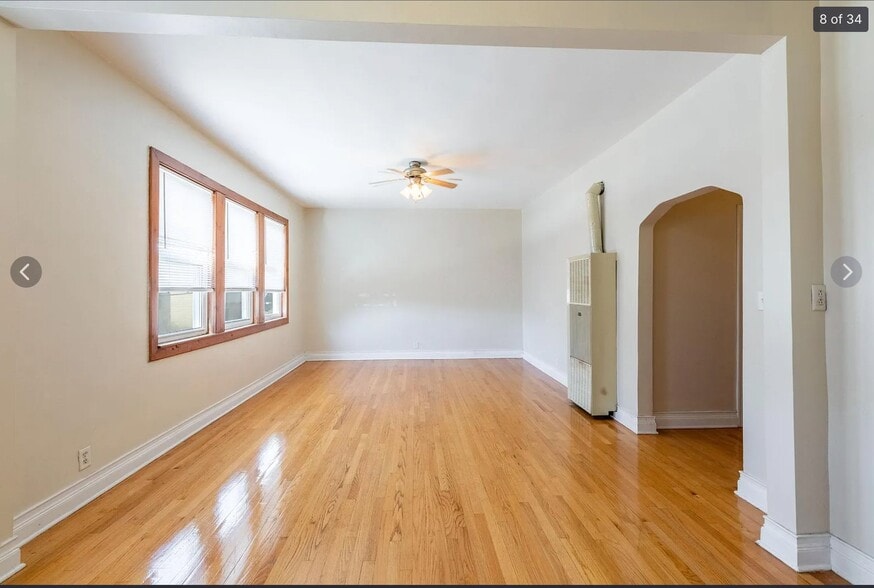 Building Photo - 2058 W 19th St