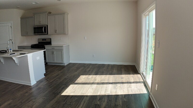 Building Photo - 225 Mosby Dr