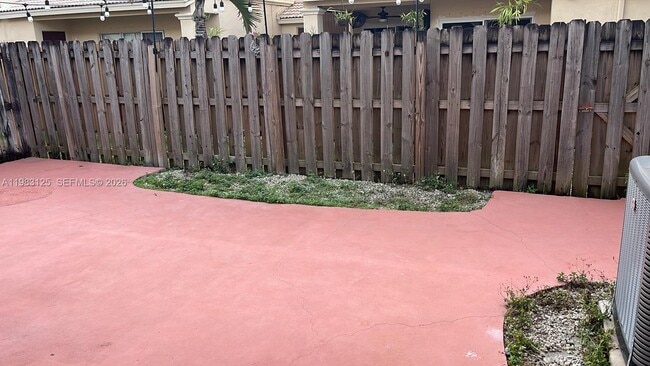 Building Photo - 16424 SW 73rd Terrace