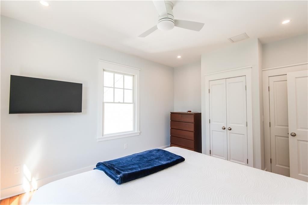 Building Photo - 34 Harrison Ave