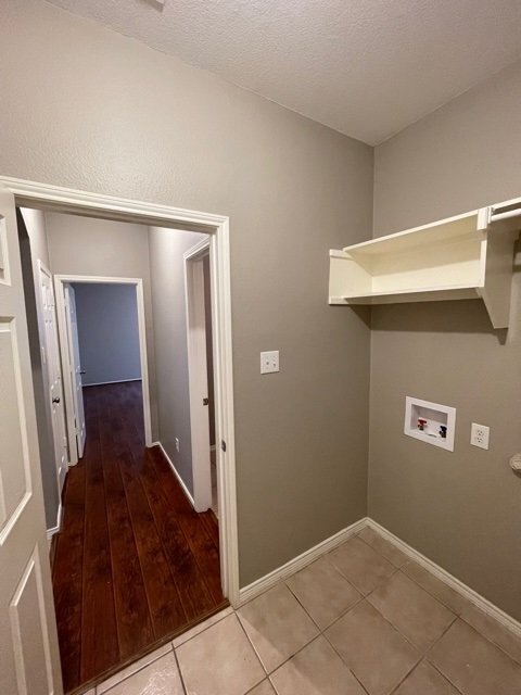 Building Photo - 5728 Bedrock Dr