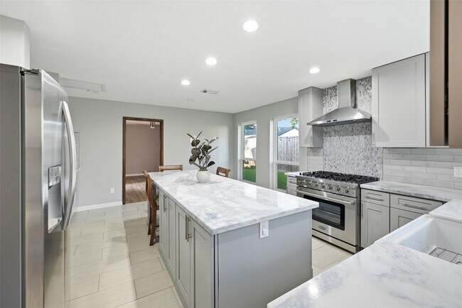 Building Photo - 3502 Plum Brook Ln
