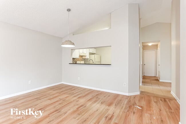 Building Photo - 1383 Cove Landing Dr