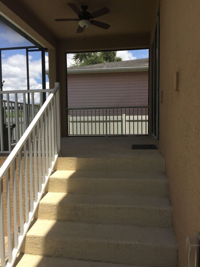 Building Photo - Stunning 4-Bed, 3-Bath Home with Screened-...