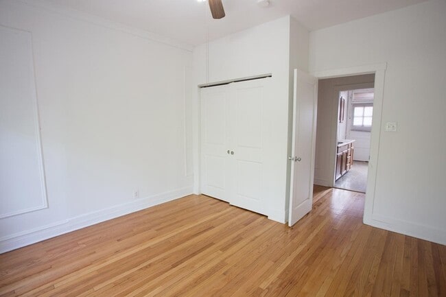 Floorplan - 5034-5046 S. Woodlawn Avenue