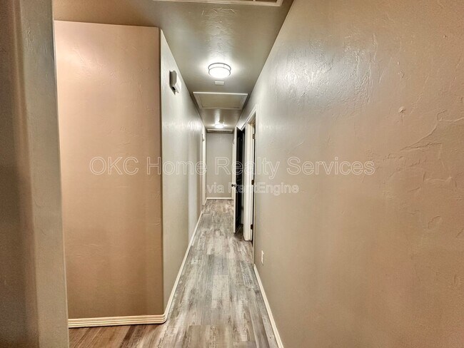 Building Photo - 4122 Bonaparte Blvd