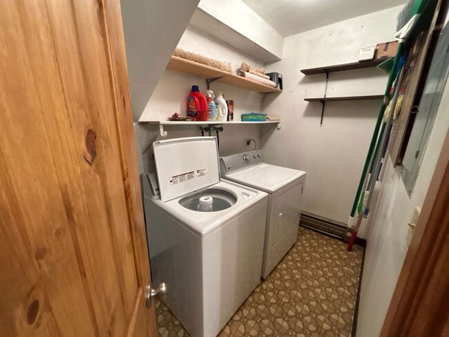 Building Photo - 23015 Schussmark Trail