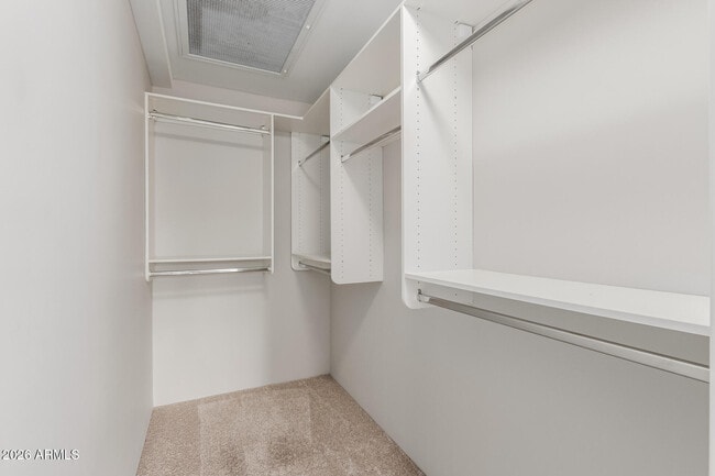 Building Photo - 7117 E Rancho Vista Dr