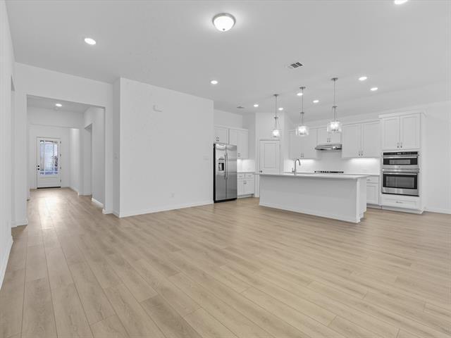 Building Photo - 752 Waterhouse Lk Dr