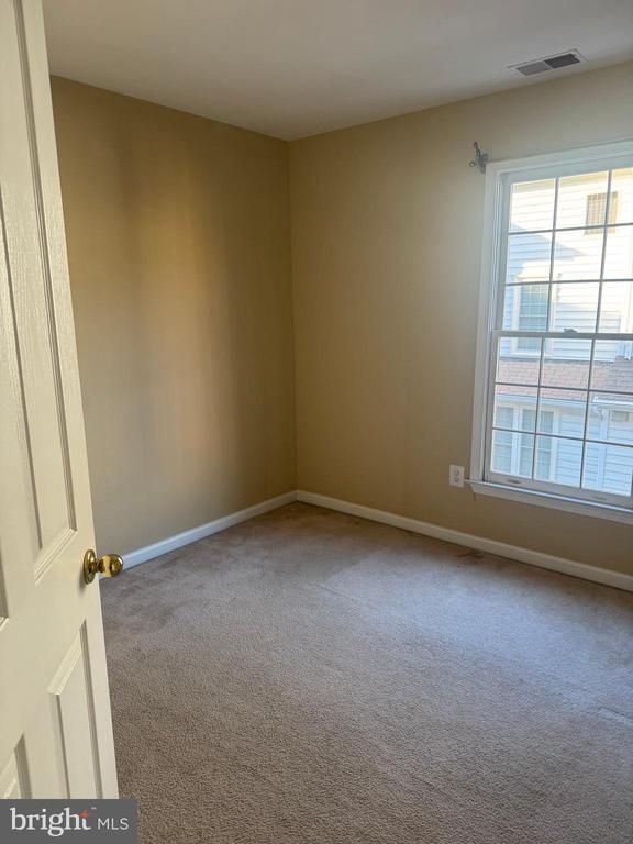 Building Photo - 2414 N Hampton Dr