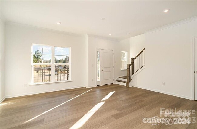 Building Photo - 1816 Saint Louis Aly NW