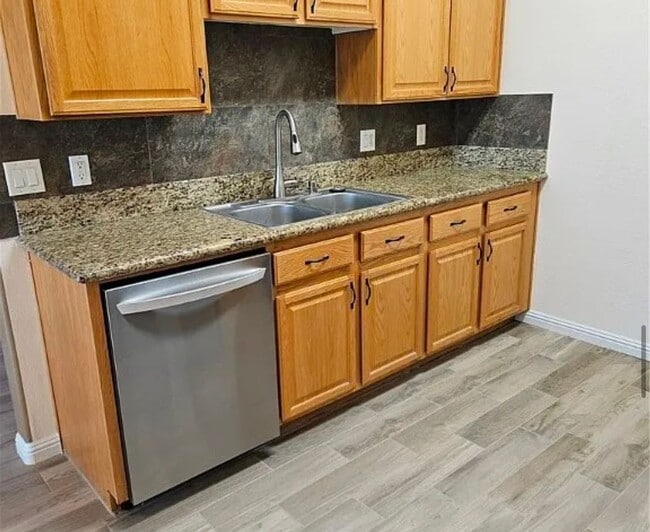 Building Photo - Ground floor condo in Green Valley Ranch area