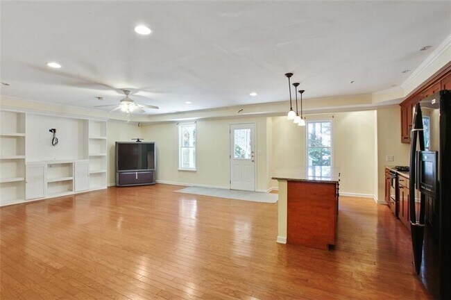 Building Photo - 1601 Tappahannock Trail