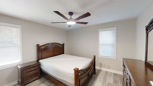 Building Photo - 1022 Oakdale Rd