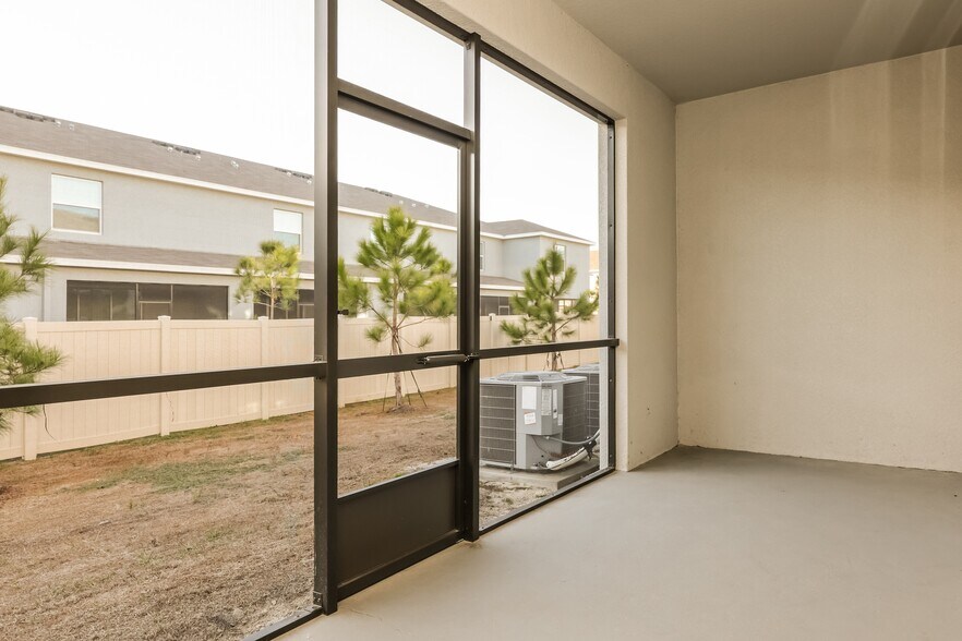 Building Photo - 11835 Stoneport Pl