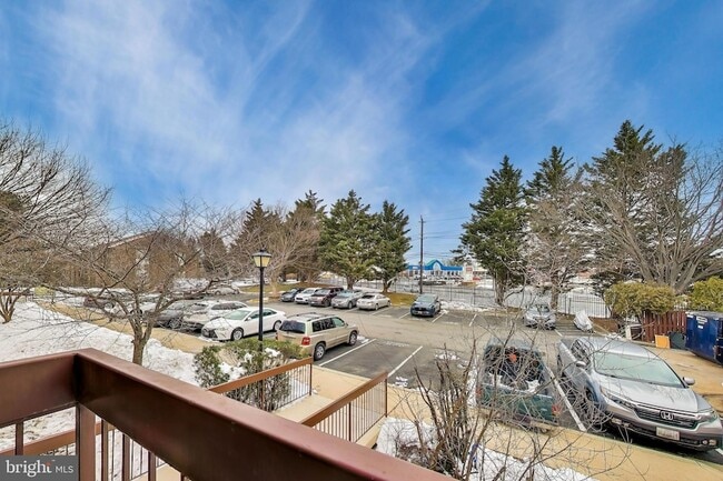 Building Photo - 7802 Guildberry Ct