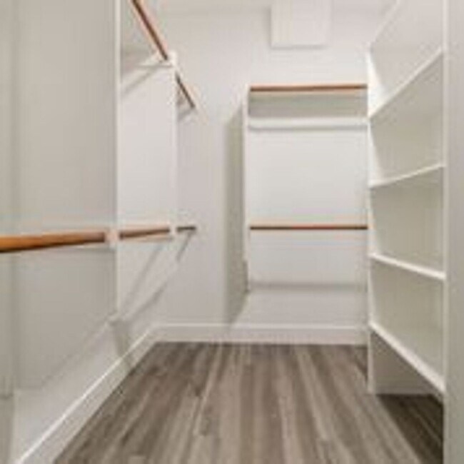 Building Photo - Welcome Home! Beautiful One Story Home in Aliante