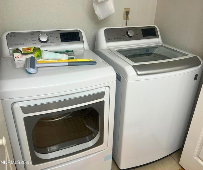 Building Photo - 1995 Trainer Wy