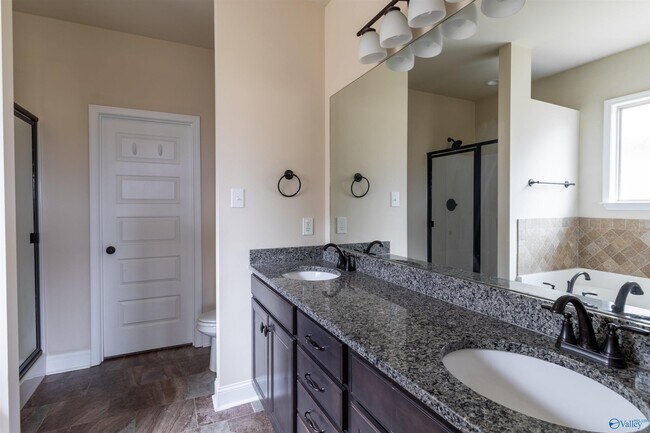 Building Photo - 17331 Fieldway Cir