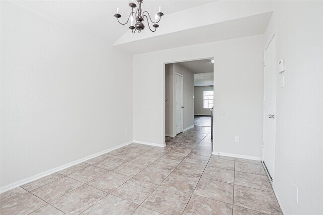 Building Photo - 3050 Thicket Path Way