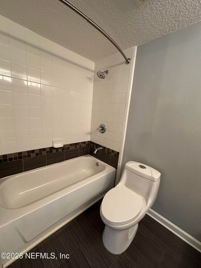 Building Photo - 7867 Bahia Vista Ct