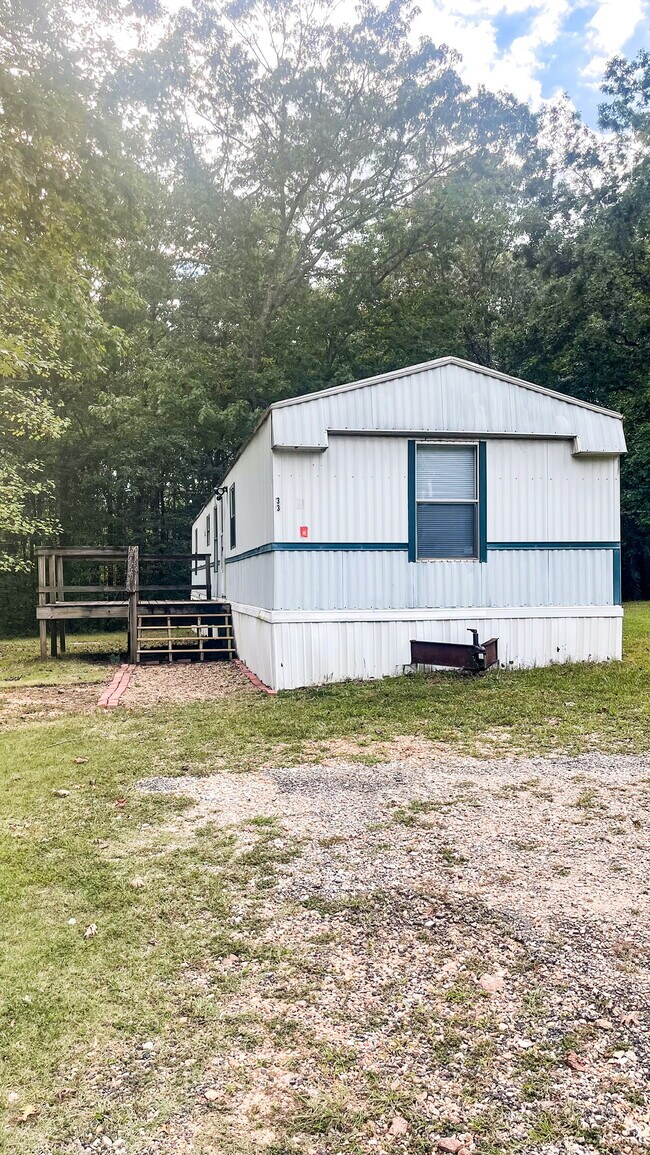 Building Photo - 1518 Lee County Rd 270