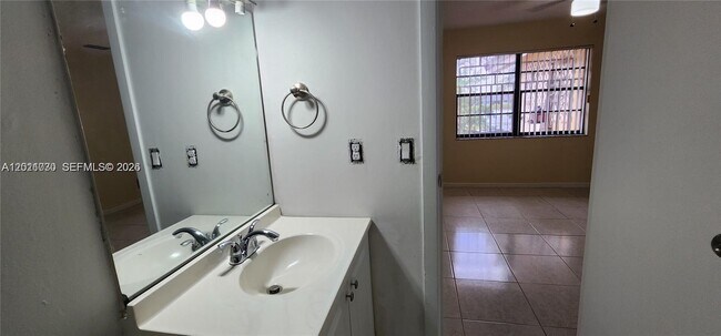 Building Photo - 14313 SW 45th Terrace