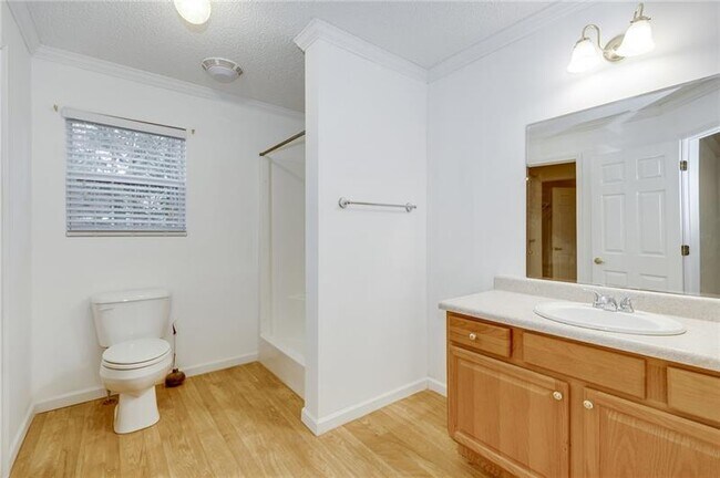 Building Photo - 6057 Gaines Ferry Rd