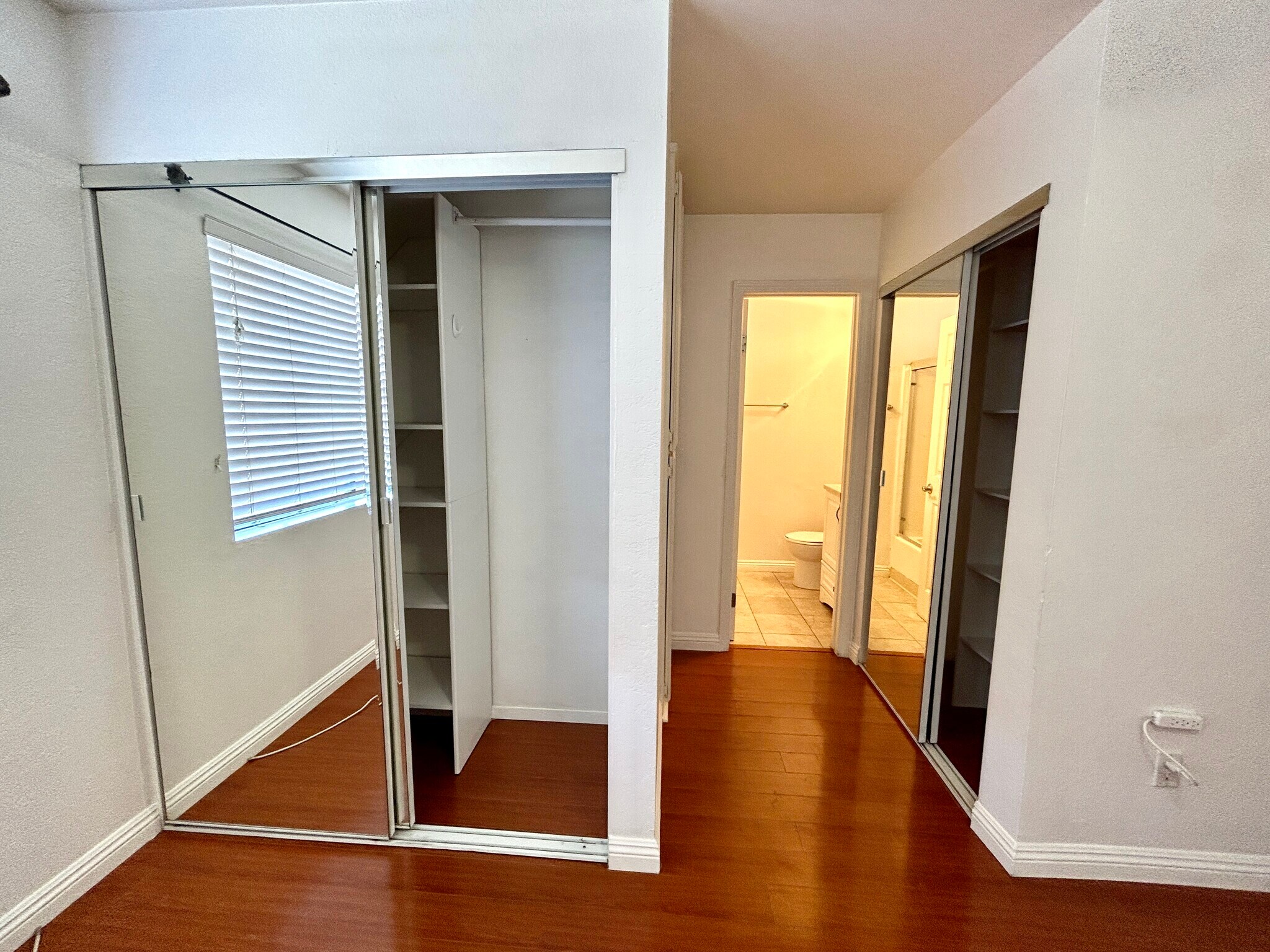 Building Photo - 1039 Mount Olive Dr