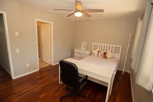 Building Photo - Great Townhome located in the 4S ranch next to Westwood elementary