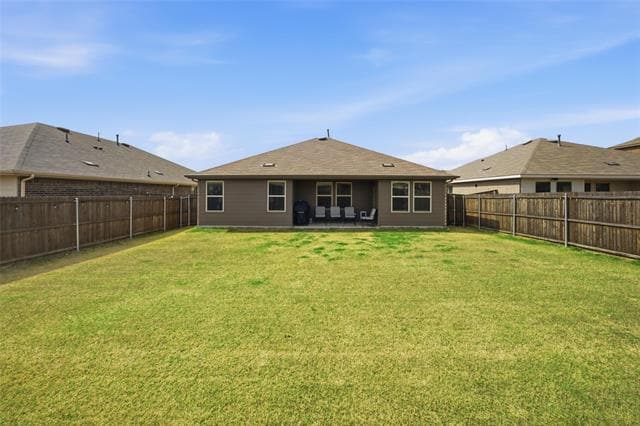 Building Photo - 304 Red Strm Wy