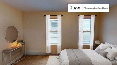 Building Photo - Room in Shared 3 bed/1 bath home