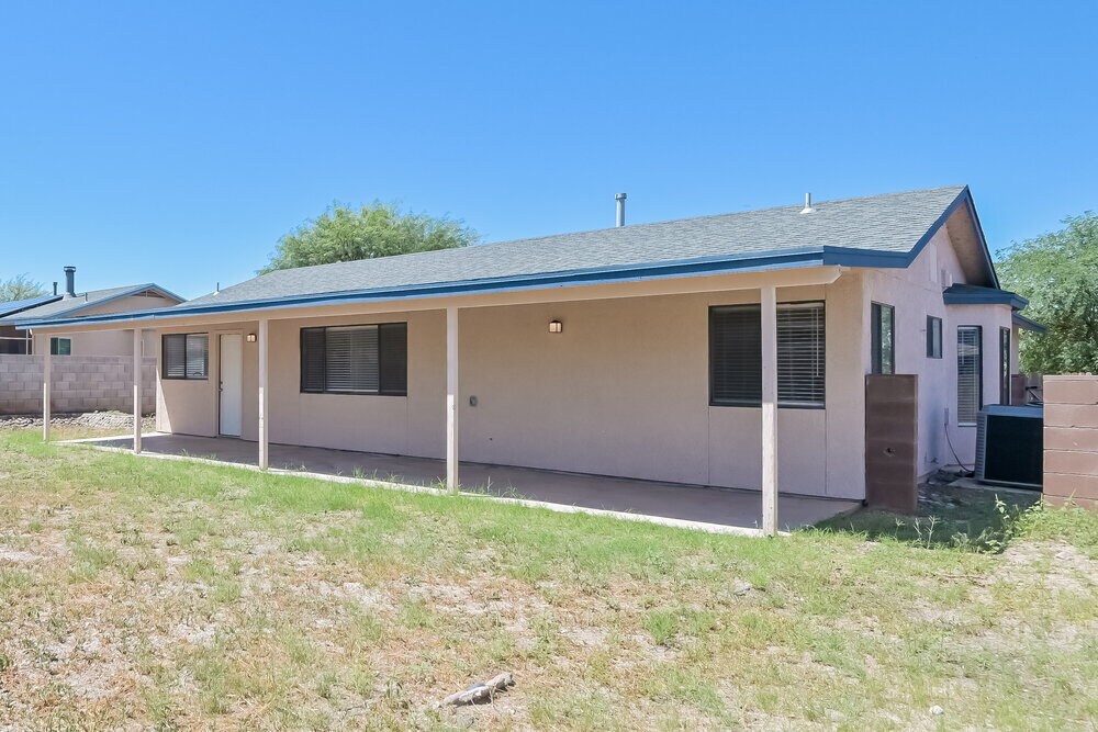 Building Photo - 2973 S Marissa Dr