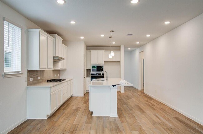 Building Photo - 24838 Harrow Mdw Dr
