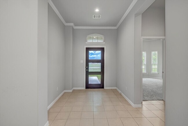 Building Photo - 285 Rd 66121