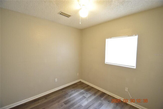 Building Photo - 2014 E Linebaugh Ave.