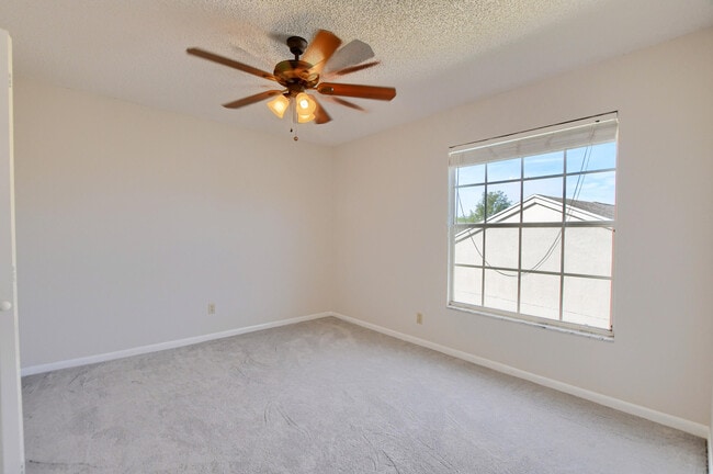 Building Photo - 22556 Middletown Dr